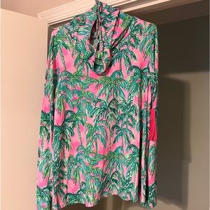 Lilly Pulitzer LILSHELEEEE SOETOP
STYLE #： C0S240
PINK BLOSSOM
SUITE VIEVIS